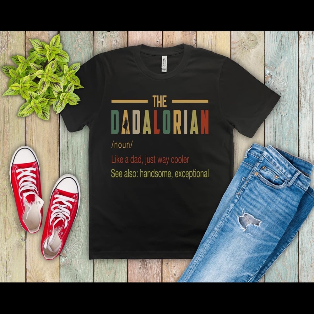 Dadalorian Tee